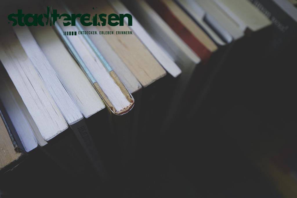 Diese Städte Haben Fahrende Bücherbusse Echte Schatztruhen Auf Rädern