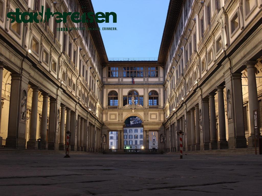Diese Städte Verwandeln Bushaltestellen In Mini-Kunstgalerien