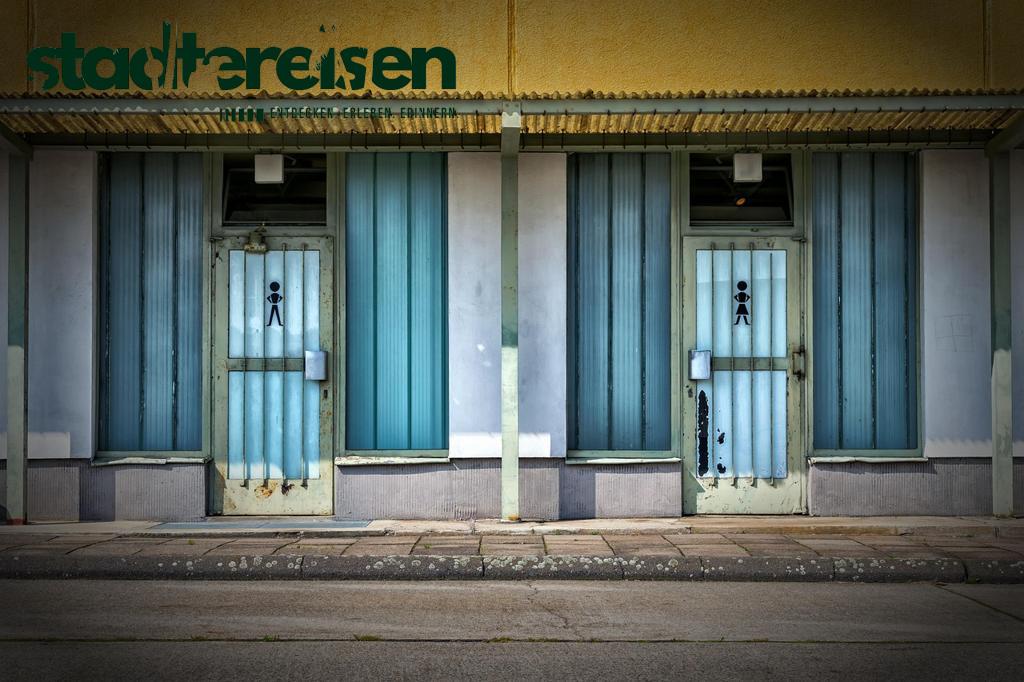 Europäische Städte Mit Öffentlichen Klavieren Musik Auf Der Straße Erleben