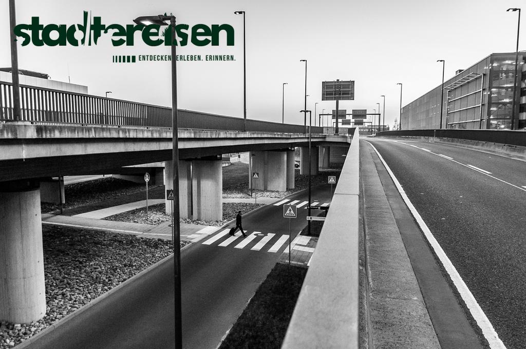 Städte Mit Interaktiven Zebrastreifen Die Auf Bewegung Reagieren