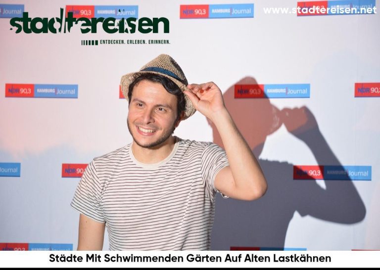 Städte Mit Schwimmenden Gärten Auf Alten Lastkähnen