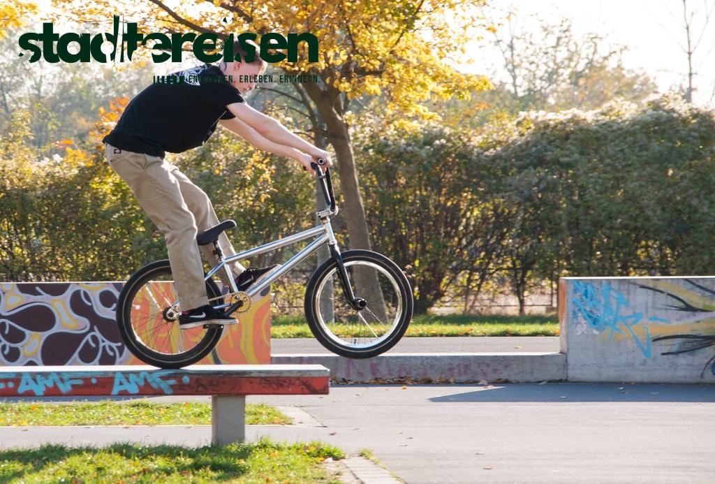 Städte Mit Schwimmenden Skateparks Trendsport Auf Dem Wasser