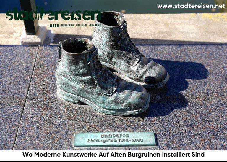 Wo Moderne Kunstwerke Auf Alten Burgruinen Installiert Sind