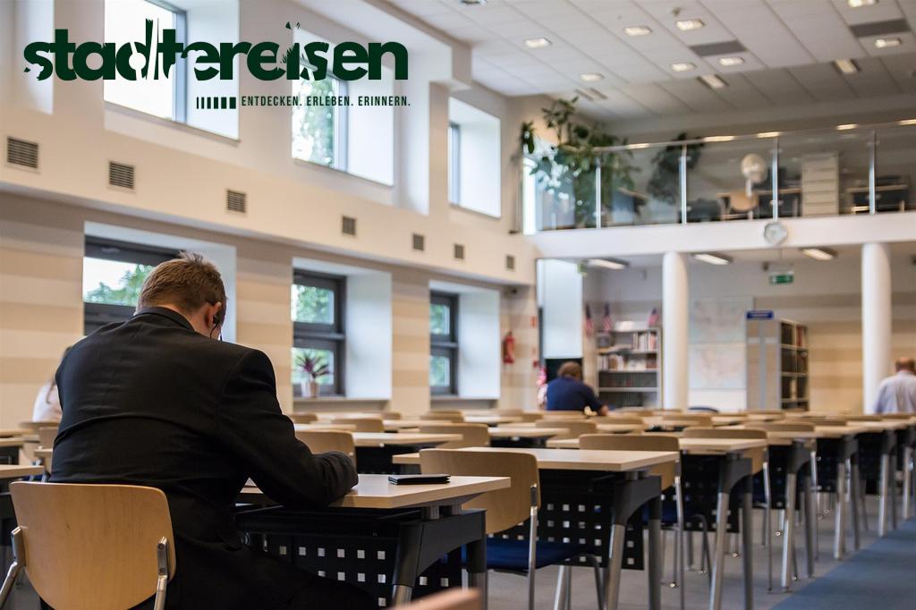 Wo Bushaltestellen Zu Mini-Bibliotheken Wurden