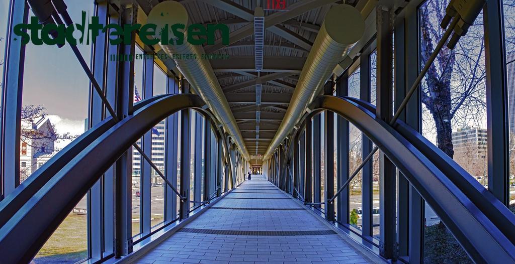 Wo Einkaufszentren Als Urbane Wanderwege Dienen